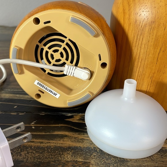 Wooden Ultrasonic Diffuser - Sparoom - Picture 8 of 17